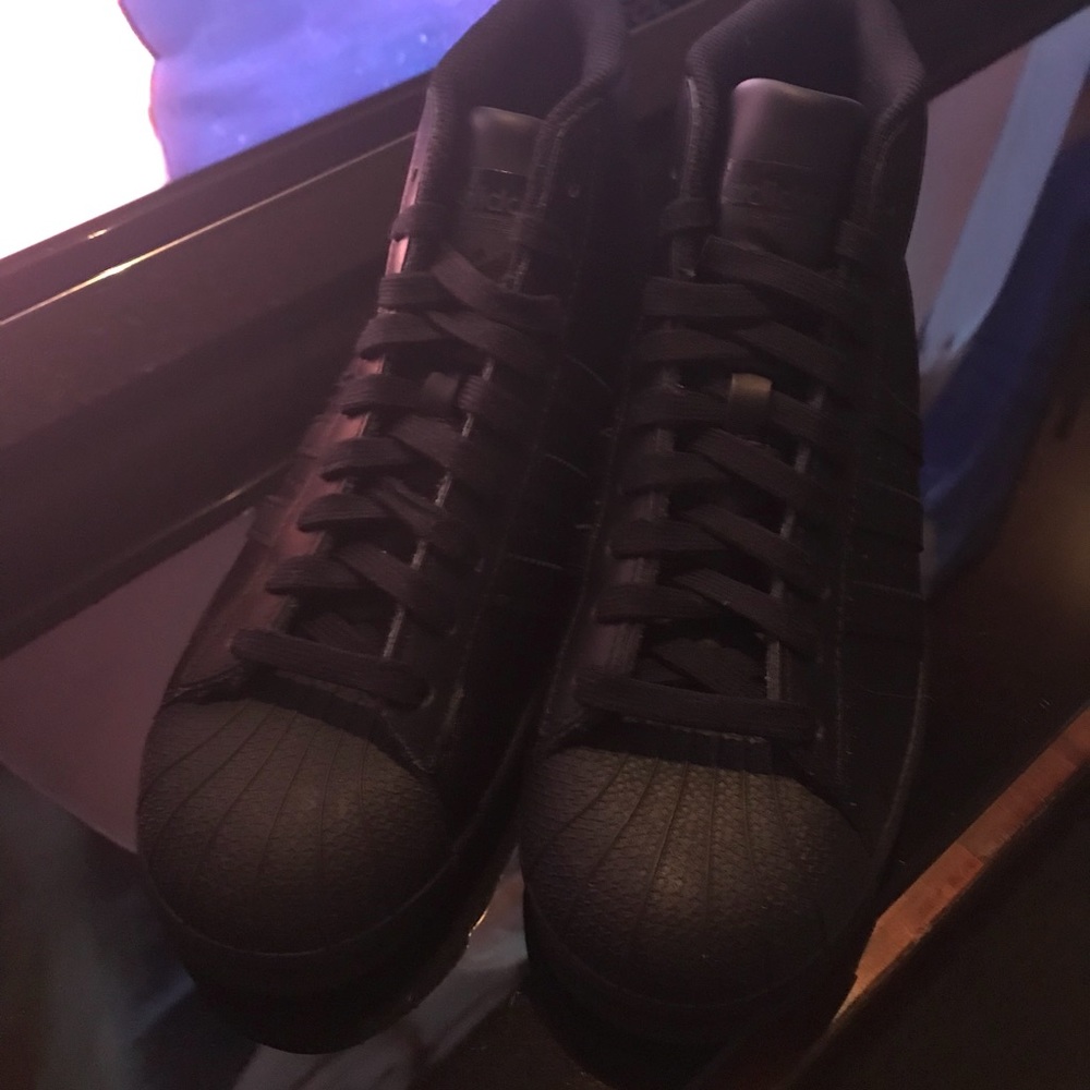 New Boys Size 5 SOLD